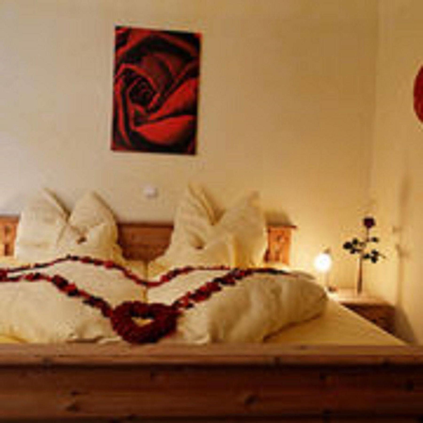 Hotel Und Landgasthof Zum Bockshahn Spessart  ภายนอก รูปภาพ