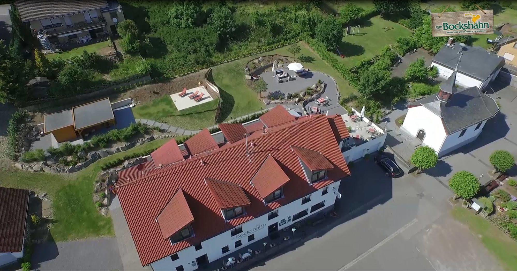 Hotel Und Landgasthof Zum Bockshahn Spessart  ภายนอก รูปภาพ